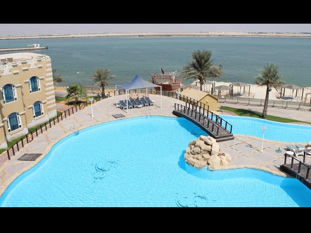 奥苏丹海滨度假酒店 阿尔科尔 外观 照片 Al-Khafji Resort