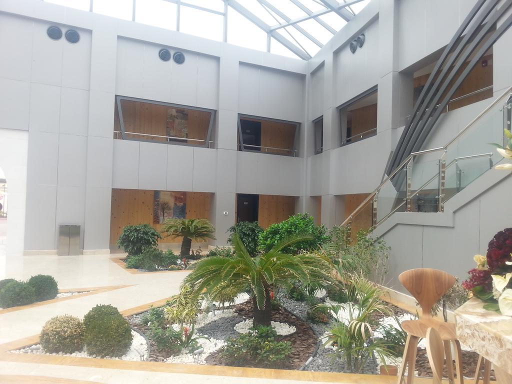 奥苏丹海滨度假酒店 阿尔科尔 外观 照片 Interior of the hospital